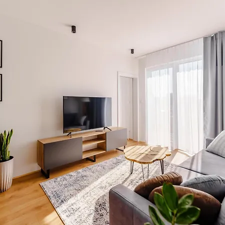 Clouds Surfingbird Apartamento Dźwirzyno