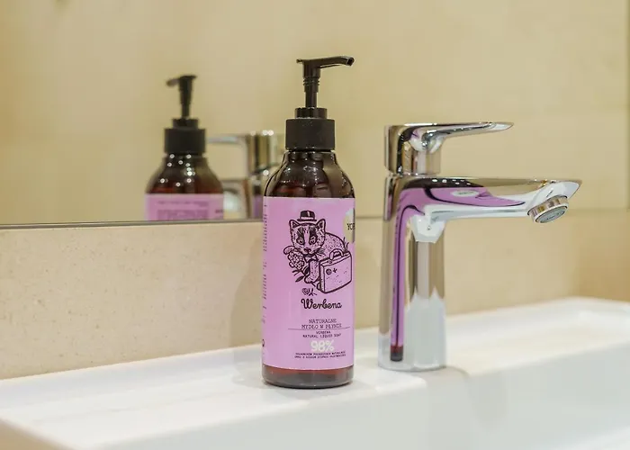 Clouds Surfingbird شقة